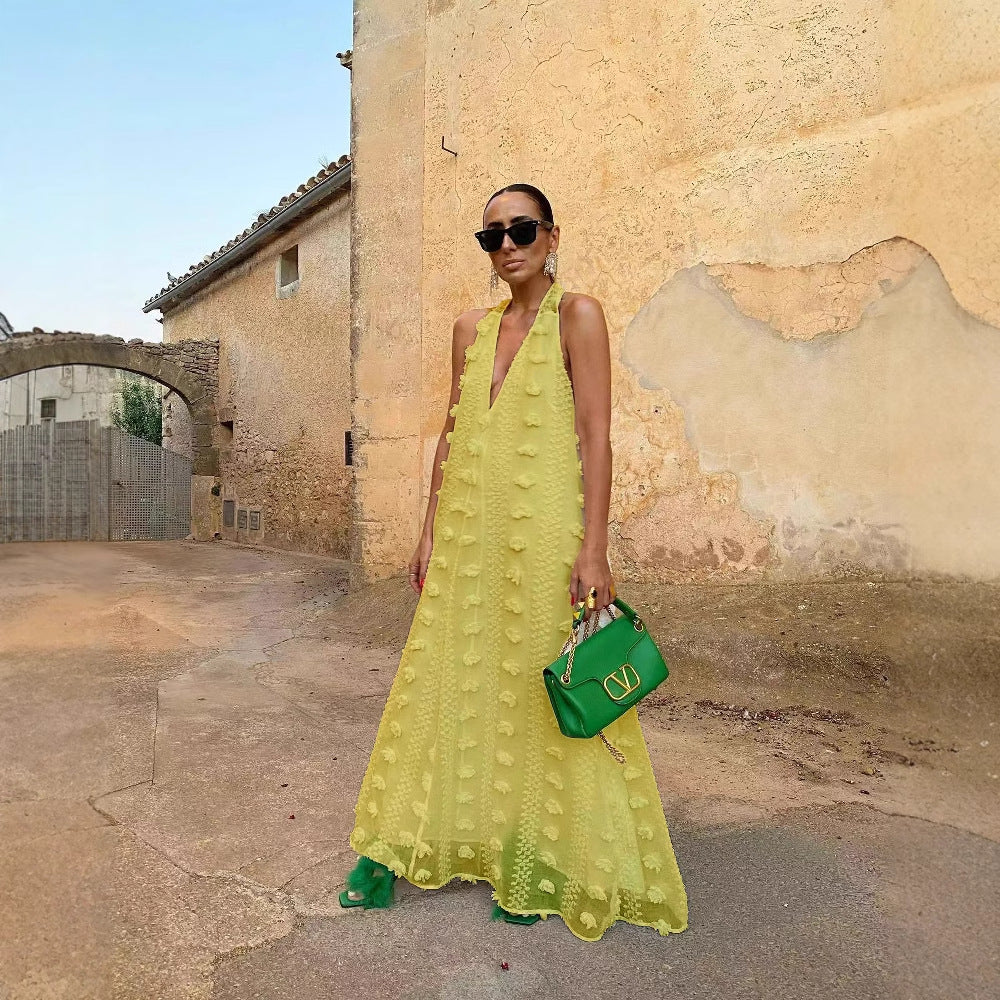 Damen Maxikleid mit voluminösem Saum und zarten Stickereien Echo Archiv