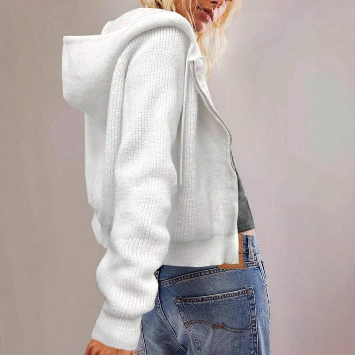 Damen Zip-Kapuzenjacke aus feinem Rippenstrick mit verlängerten Bündchen – Célinea