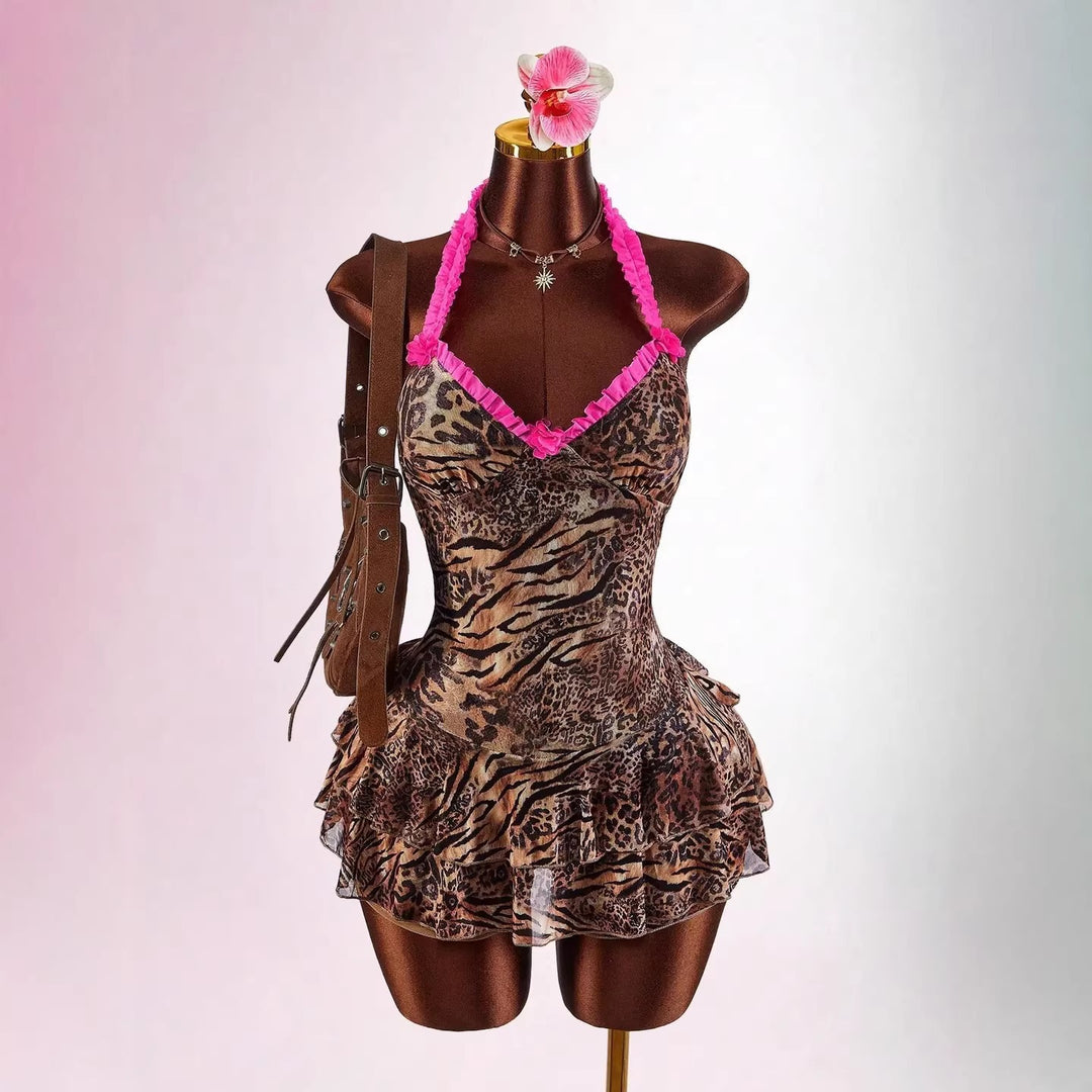 Damen Verspieltes Minikleid mit Rüschendetails Echo Archiv