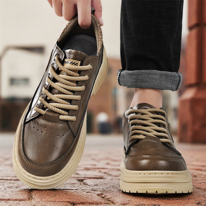 Herren robuste Plateau-Leder-Sneaker mit gepolstertem Fersenkragen, Zuglasche und griffiger Profilsohle – Norré