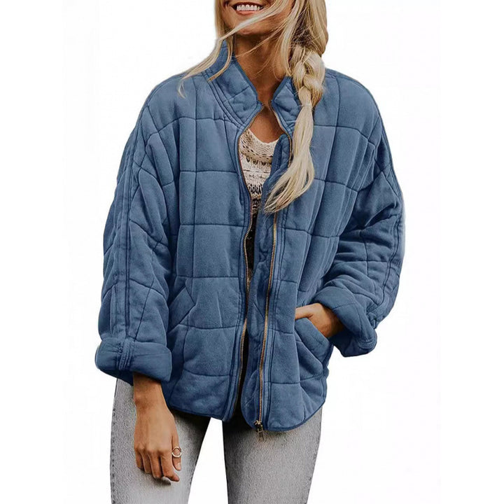 Damen Steppjacke im Oversized Schnitt mit Stehkragen und verdecktem Reißverschluss – Célinea