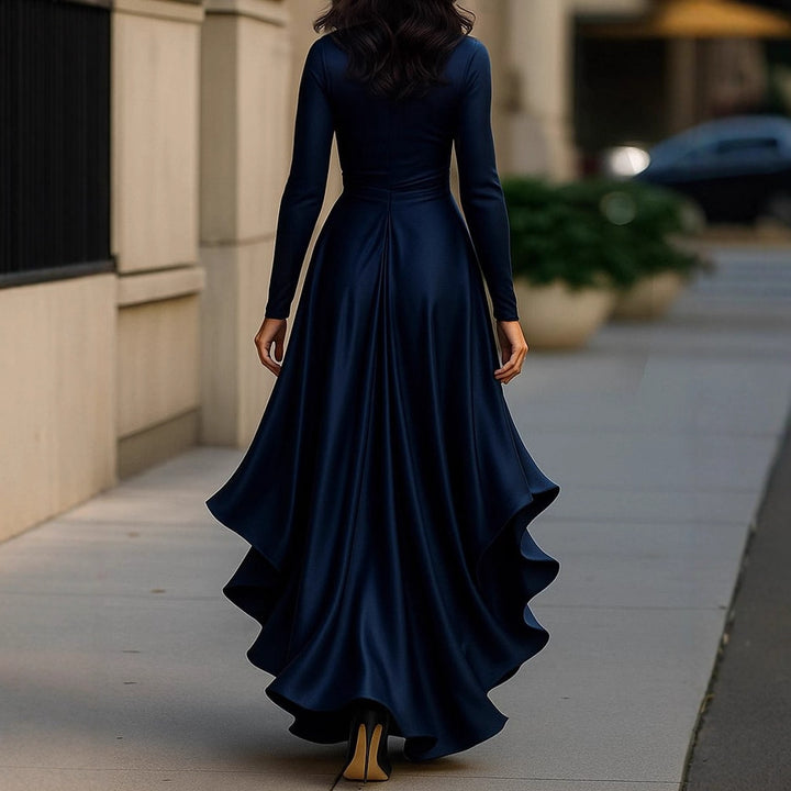 Damen Elegantes Wickelkleid mit Rüschen und hochgestaffeltem Saum Echo Archiv