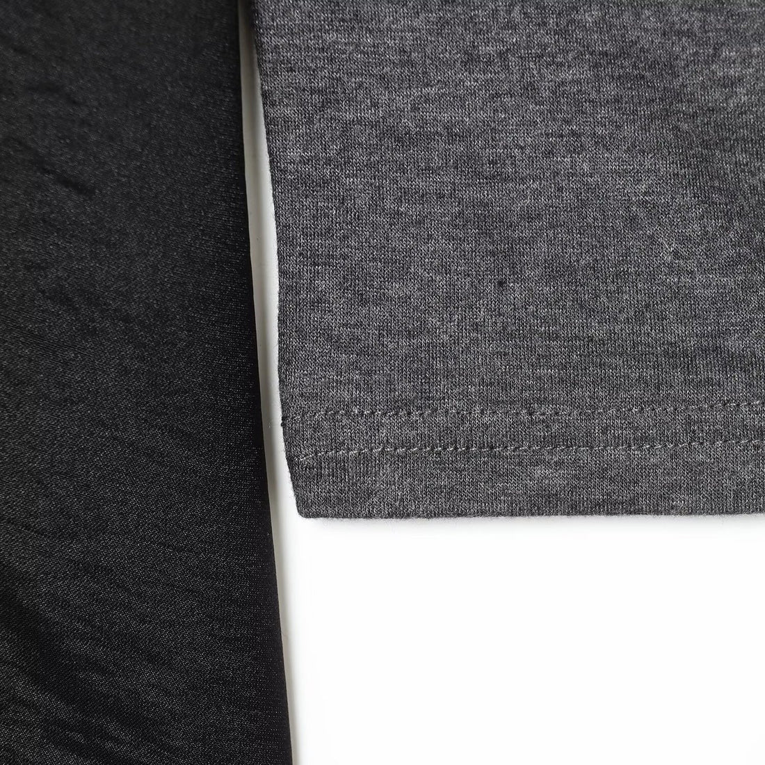 Damen Lagenlook-Longsleeve mit Satin-Slip-Einsatz und Spitzenbesatz Echoarchiv