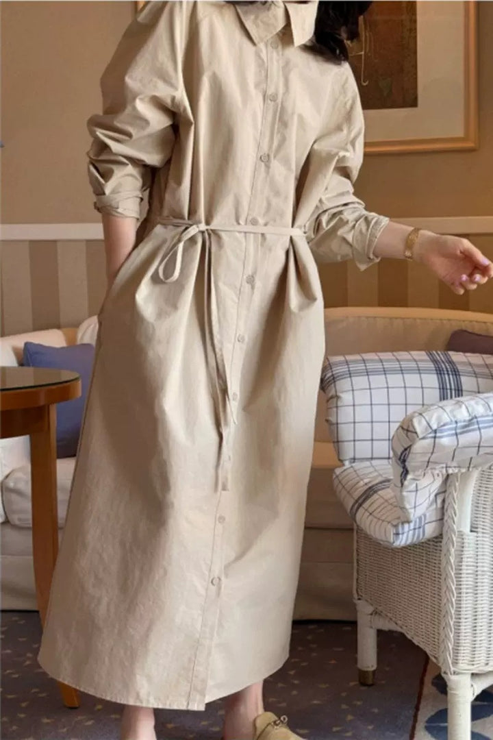 Damen Langärmeliges Hemdblusen-Maxikleid mit Taillengürtel und Eingrifftaschen Echoarchiv