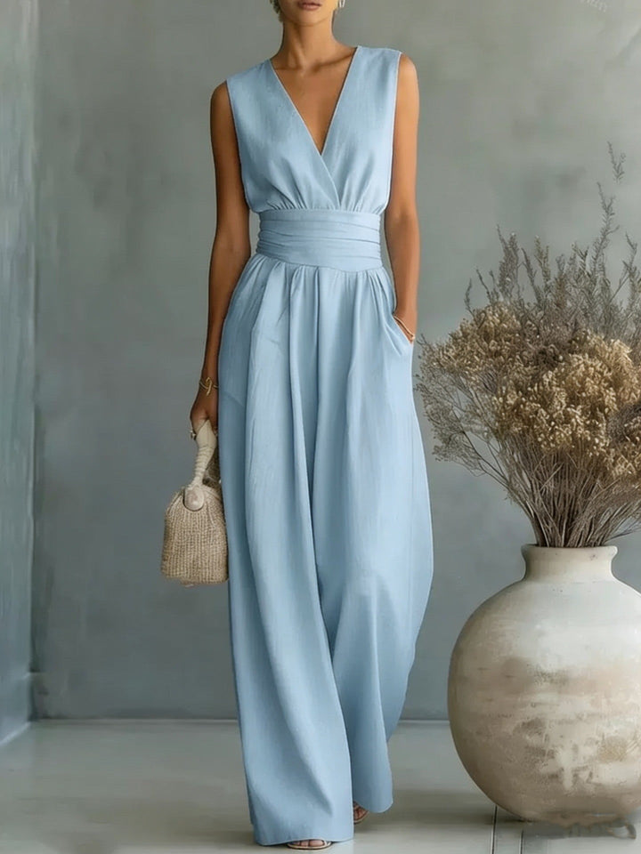 Echoarchiv | Eleganter Ärmelloser Jumpsuit mit Tiefem V-Ausschnitt, Taillenbund und Weitem Bein