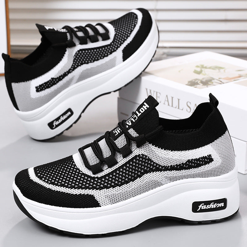 Damen Sportliche Sneakers mit atmungsaktiver Strick-Oberfläche und flexibler Sohle Echo Archiv