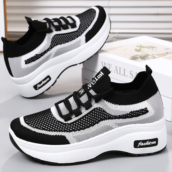Damen Sportliche Sneakers mit atmungsaktiver Strick-Oberfläche und flexibler Sohle Echo Archiv