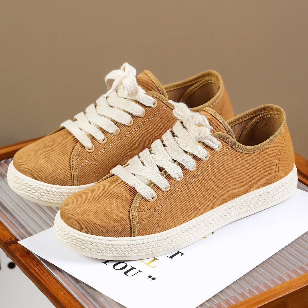 Damen Urbanes Canvas Sneakermodell mit zeitlosem Design Echo Archiv