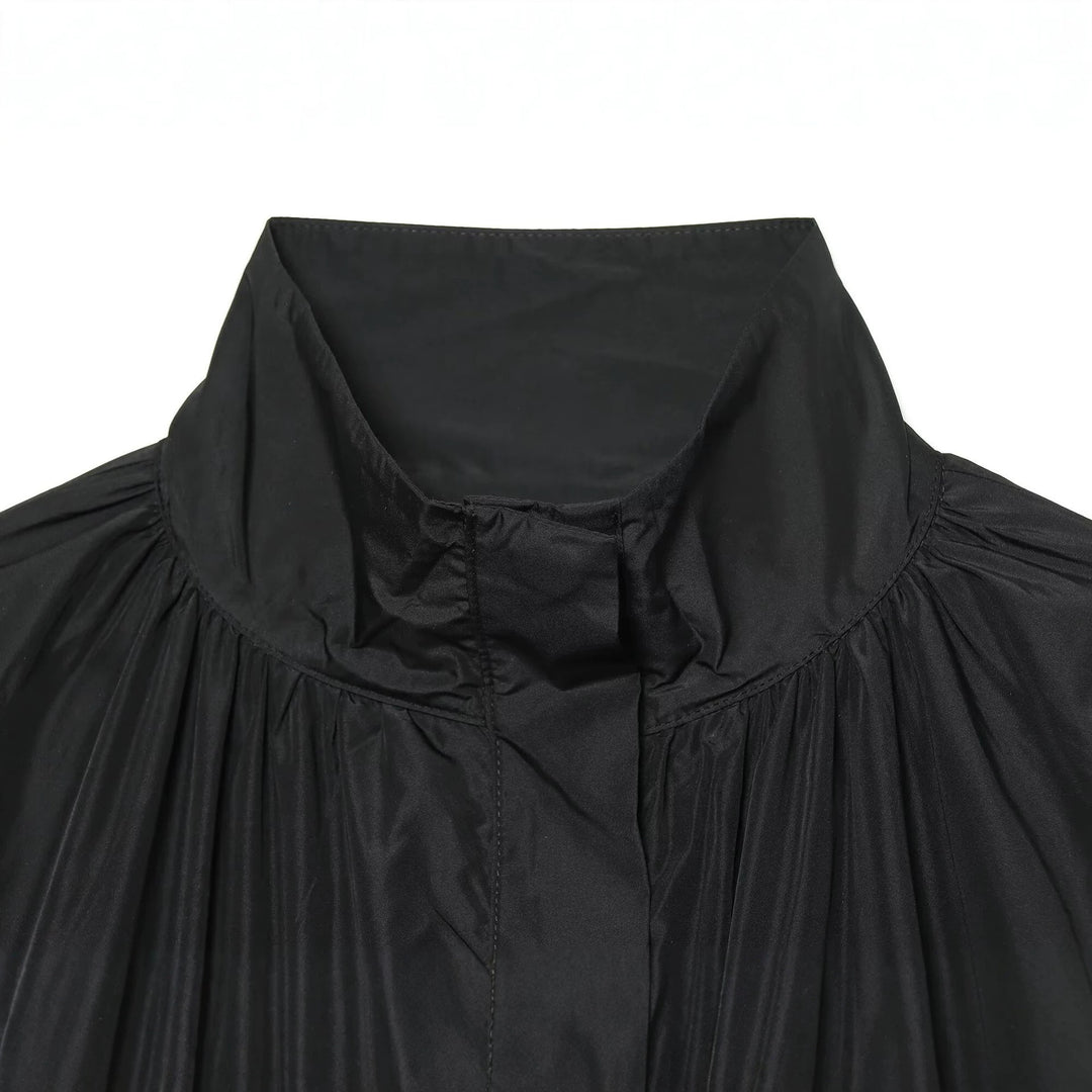 Damen Oversize Regenblouson im Cocoon‑Schnitt mit hohem Stehkragen und elastischem Saum Echo Archiv