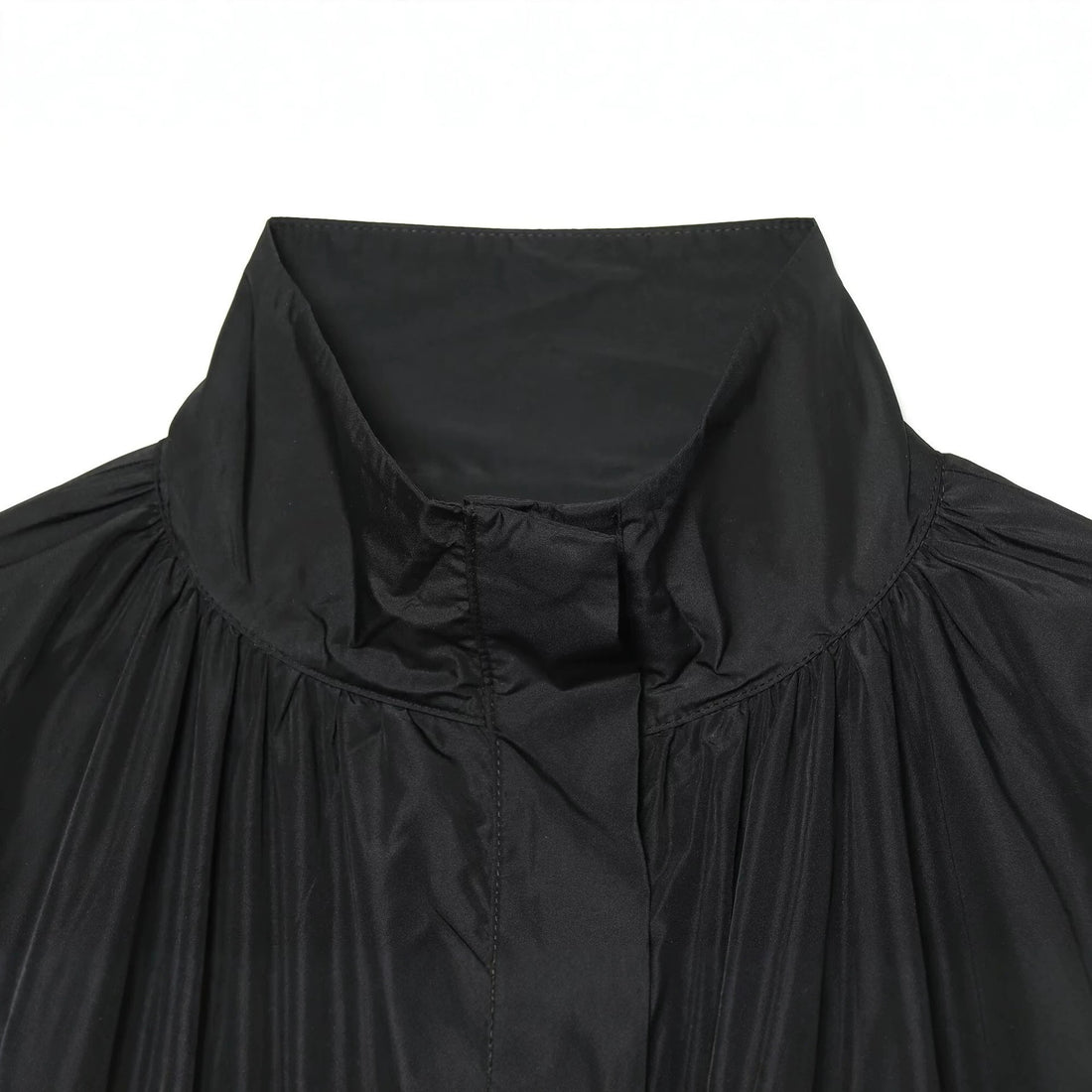 Damen Oversize Regenblouson im Cocoon‑Schnitt mit hohem Stehkragen und elastischem Saum Echo Archiv