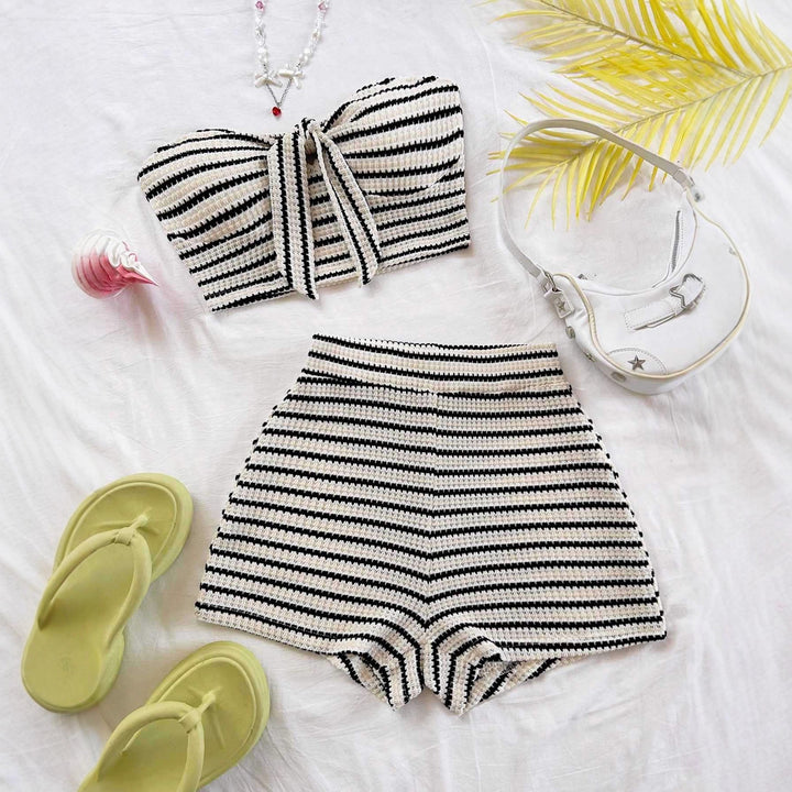 Damen Bandeau-Top und Short-Set mit maritimem Streifenmuster Echo Archiv