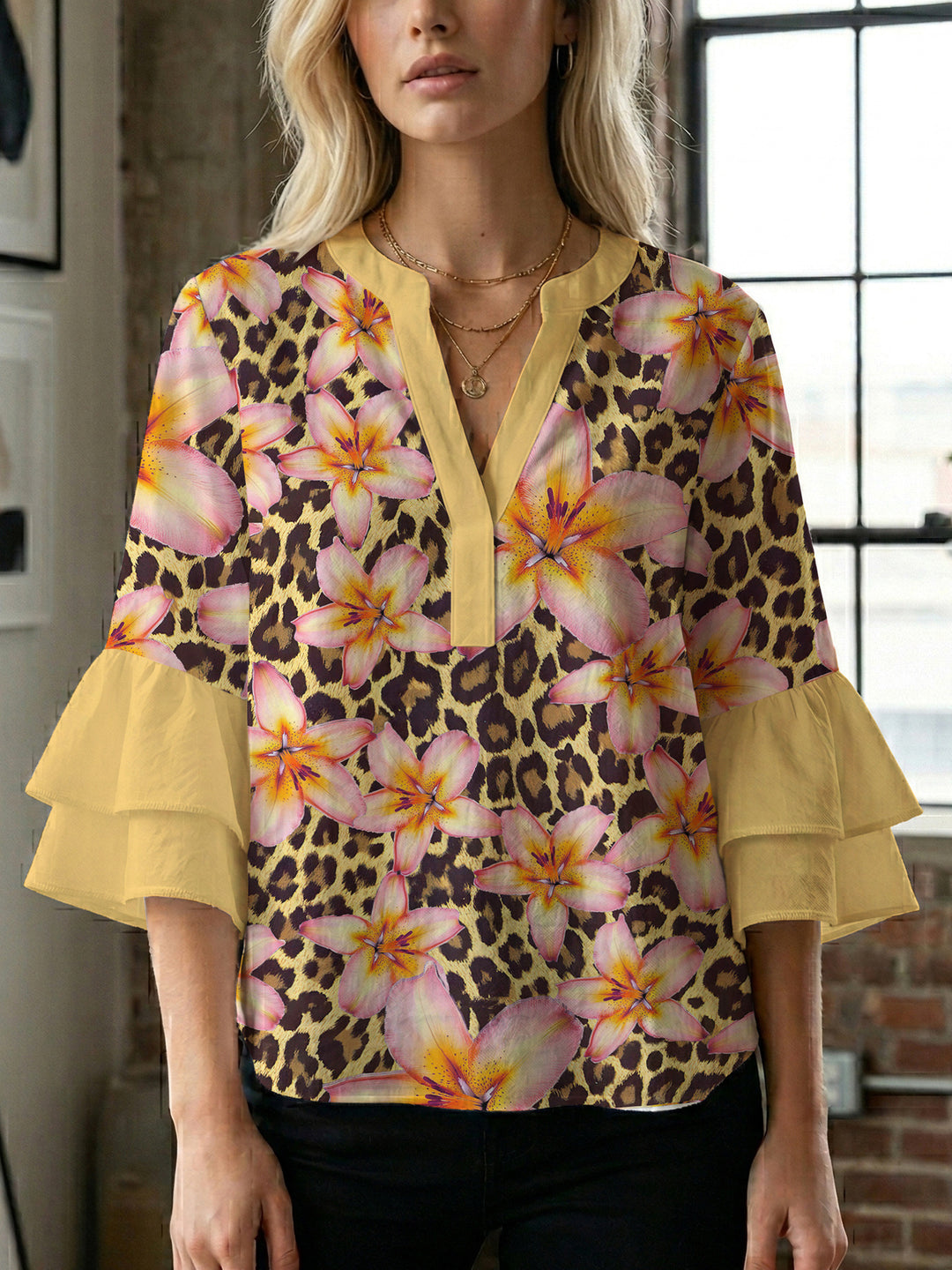 Damen lässige Bluse mit Volantärmeln und botanischem Druck Echo Archiv