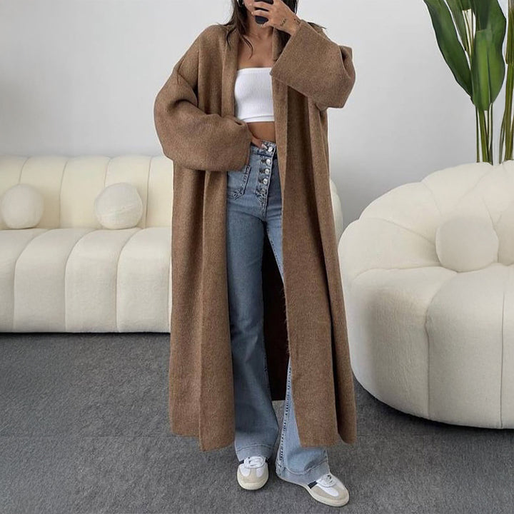 Damen extra-langer Oversize-Strickmantel mit offenem Schnitt, weiten Ärmeln und Kimonokragen – Veloura