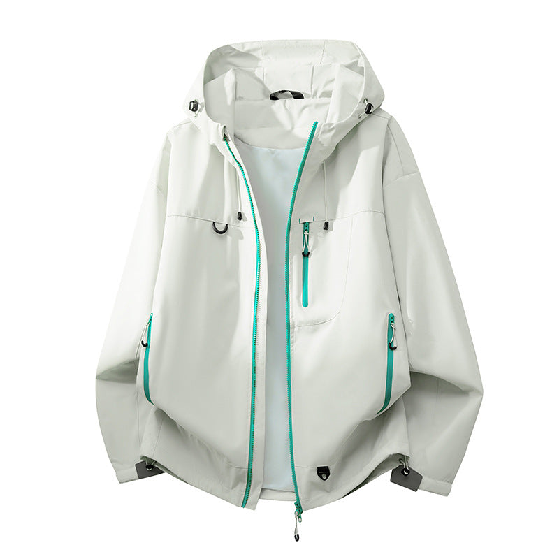 Damen technische Outdoorjacke mit multifunktionalen Taschen und verstellbarem Kapuzensystem Echoarchiv