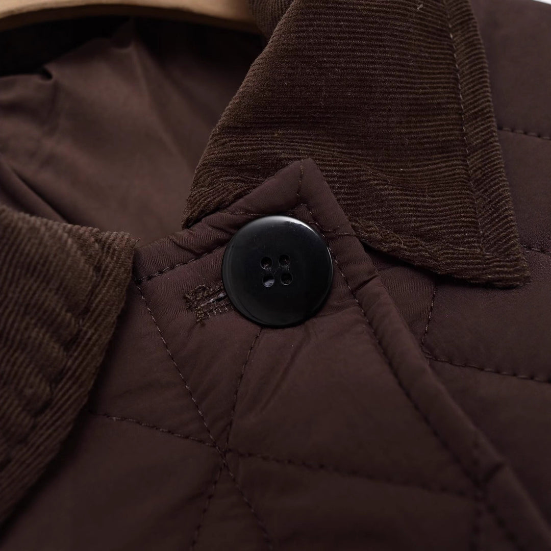 Damen Gesteppte Boxy‑Übergangsjacke mit Cordkragen und Pattentaschen Echoarchiv