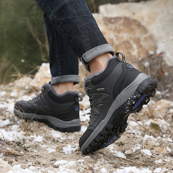 Herren wasserdichte Winter-Trekkingschuhe mit gefüttertem Innenfutter, verstärkter Zehenkappe und griffiger Profilsohle – Tavélo