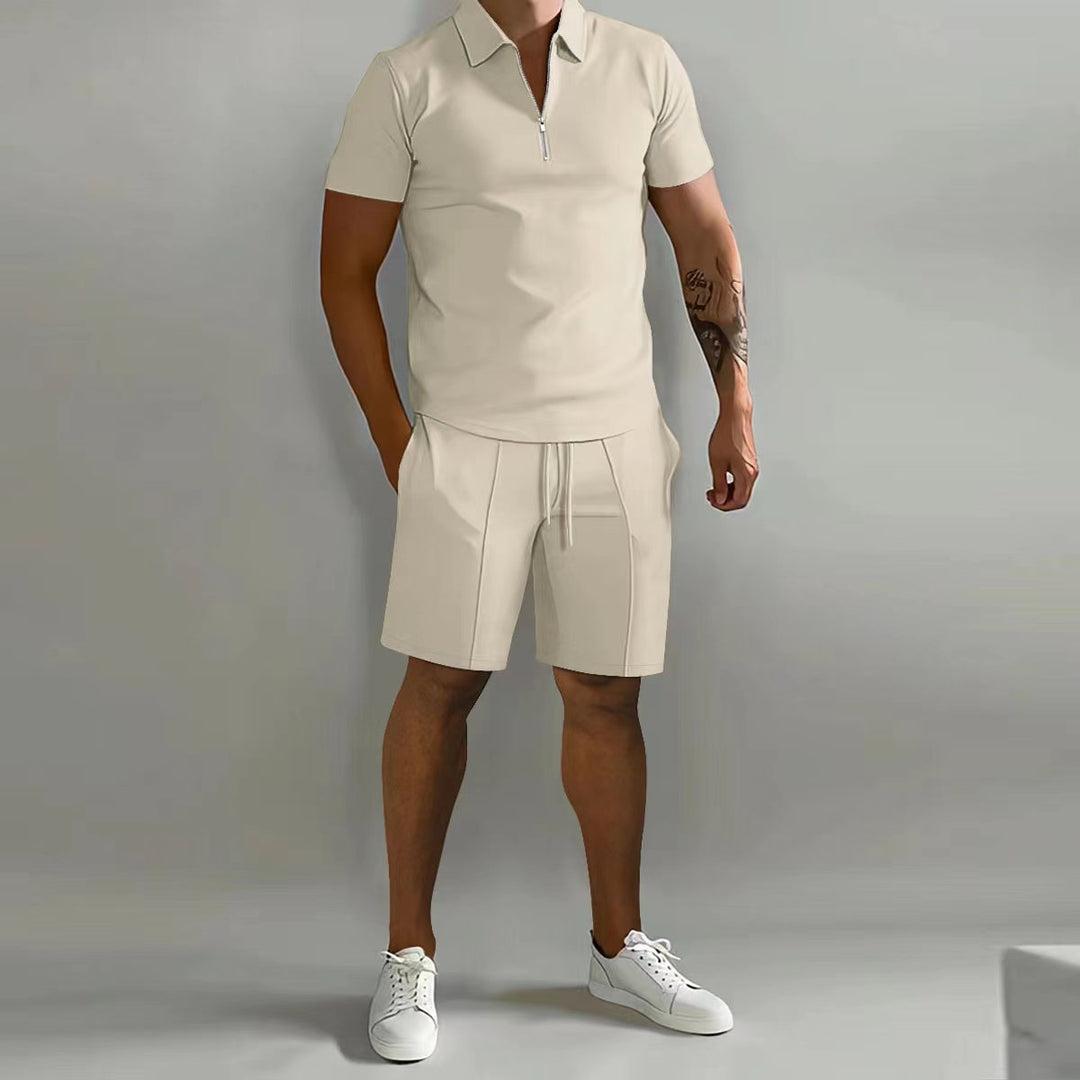 Herren sportliches Kurzarm-Poloshirt mit Reißverschluss und passenden Shorts Echoarchiv