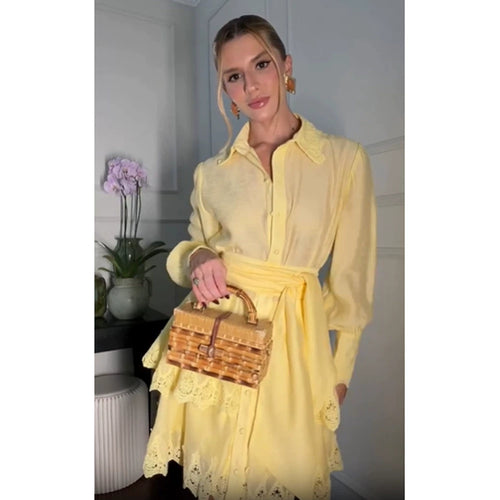 Damen Leichtes Hemdblusenkleid mit Broderie-Anglaise Saum und Wickelgürtel Echoarchiv