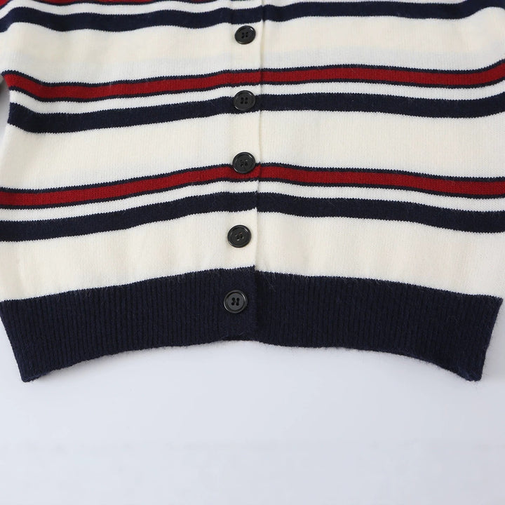 Damen Gestreifte Strickjacke mit Knopfleiste und geripptem Saum Echo Archiv