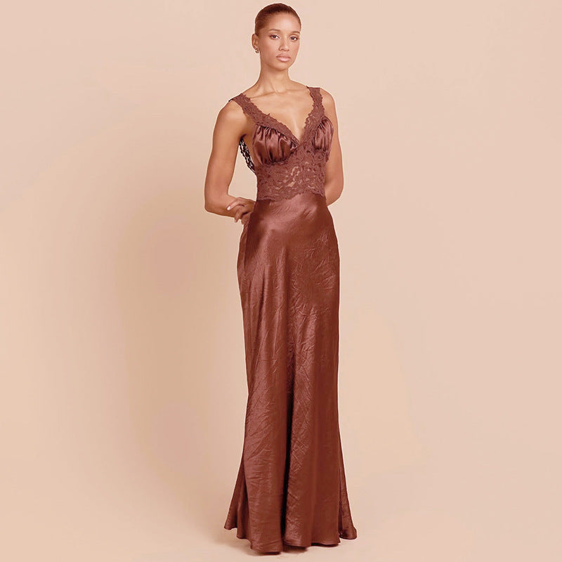 Damen Elegantes Maxikleid mit Spitze und tiefem V-Ausschnitt Echo Archiv