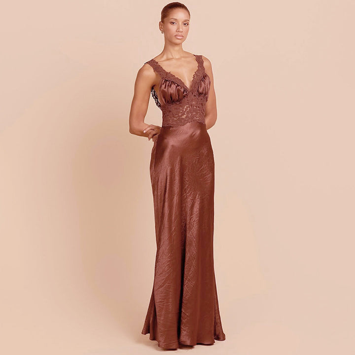 Damen Elegantes Maxikleid mit Spitze und tiefem V-Ausschnitt Echo Archiv