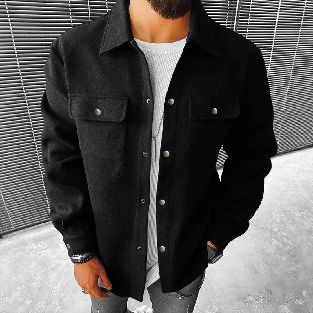 Herren modische Overshirt-Jacke mit praktischen Taschen und modernem Knopfdesign Echoarchiv
