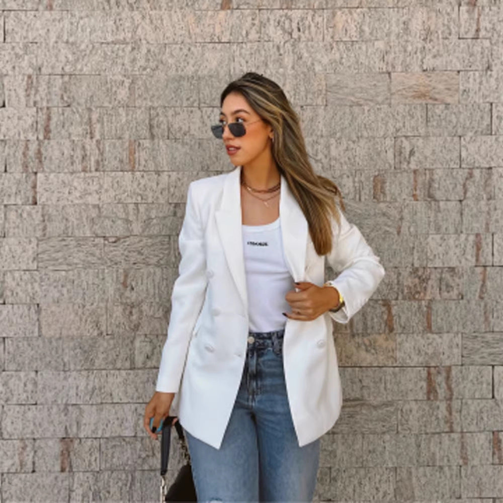 Damen Figurnaher Doppelreihiger Longblazer mit leichtem Schulterpolster und cleanem Revers Echoarchiv