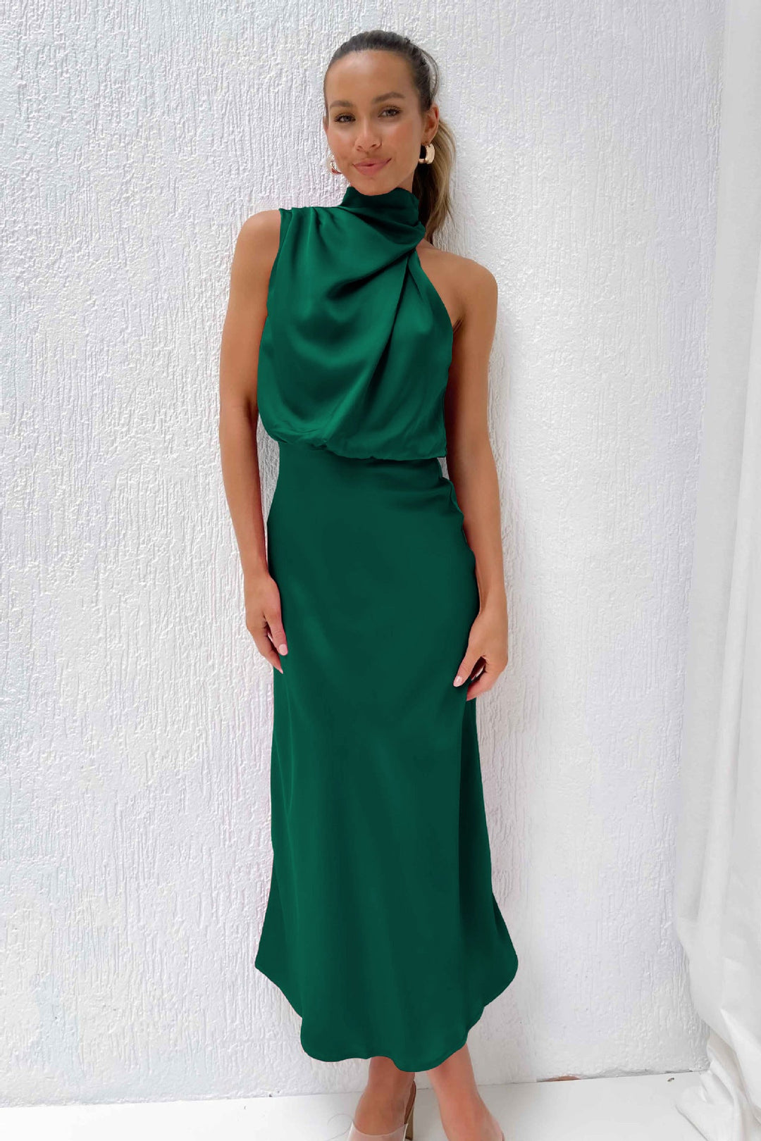 Damen Fließendes Maxikleid mit elegantem Stehkragen und Drapierung Echoarchiv