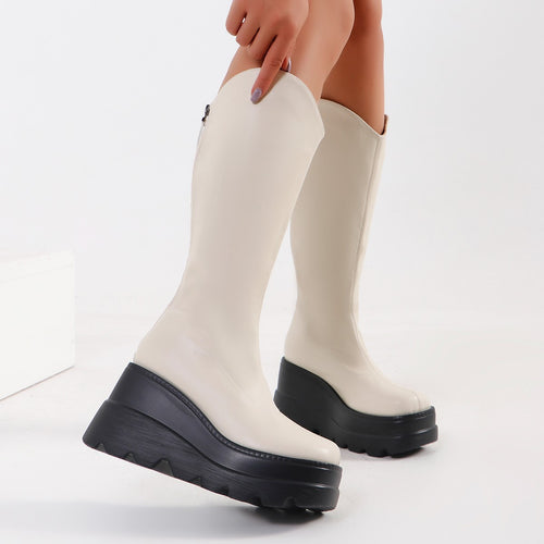 Damen Kniehohe Plateau‑Boots mit grober Lug‑Sohle, verdeckter Keilsohle und Seitenreißverschluss Echo Archiv