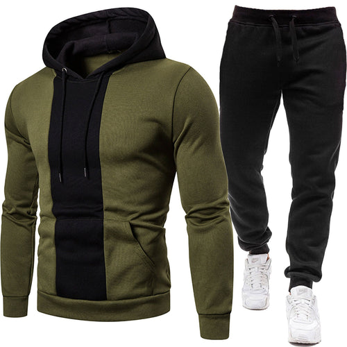 Herren Sportliche Kapuzenjacke und Jogginghose Echoarchiv