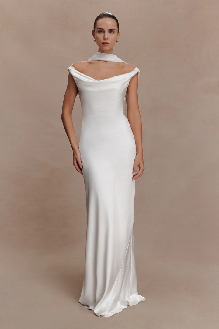 Damen Elegantes Satin-Abendkleid mit schulterfreiem Design Echo Archiv