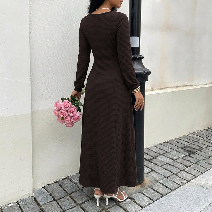 Damen Elegantes Maxikleid mit Schnürdetails Echo Archiv