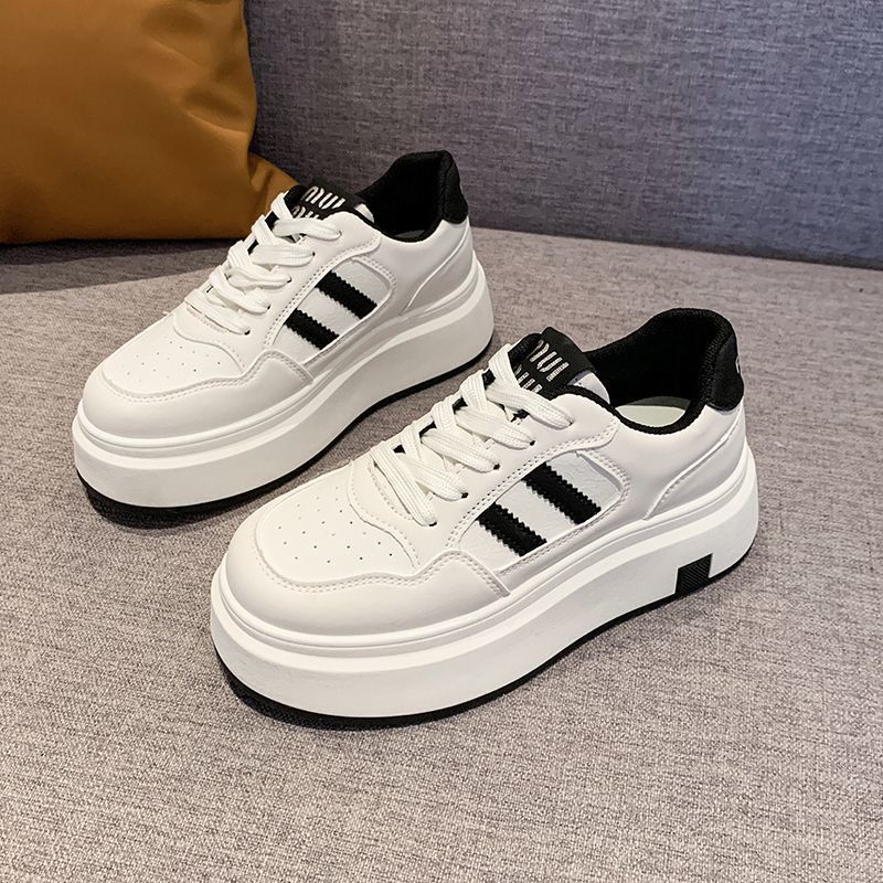 Damen Plattform Sneakers mit verstärkter Dämpfung und sportlichem Design Echo Archiv