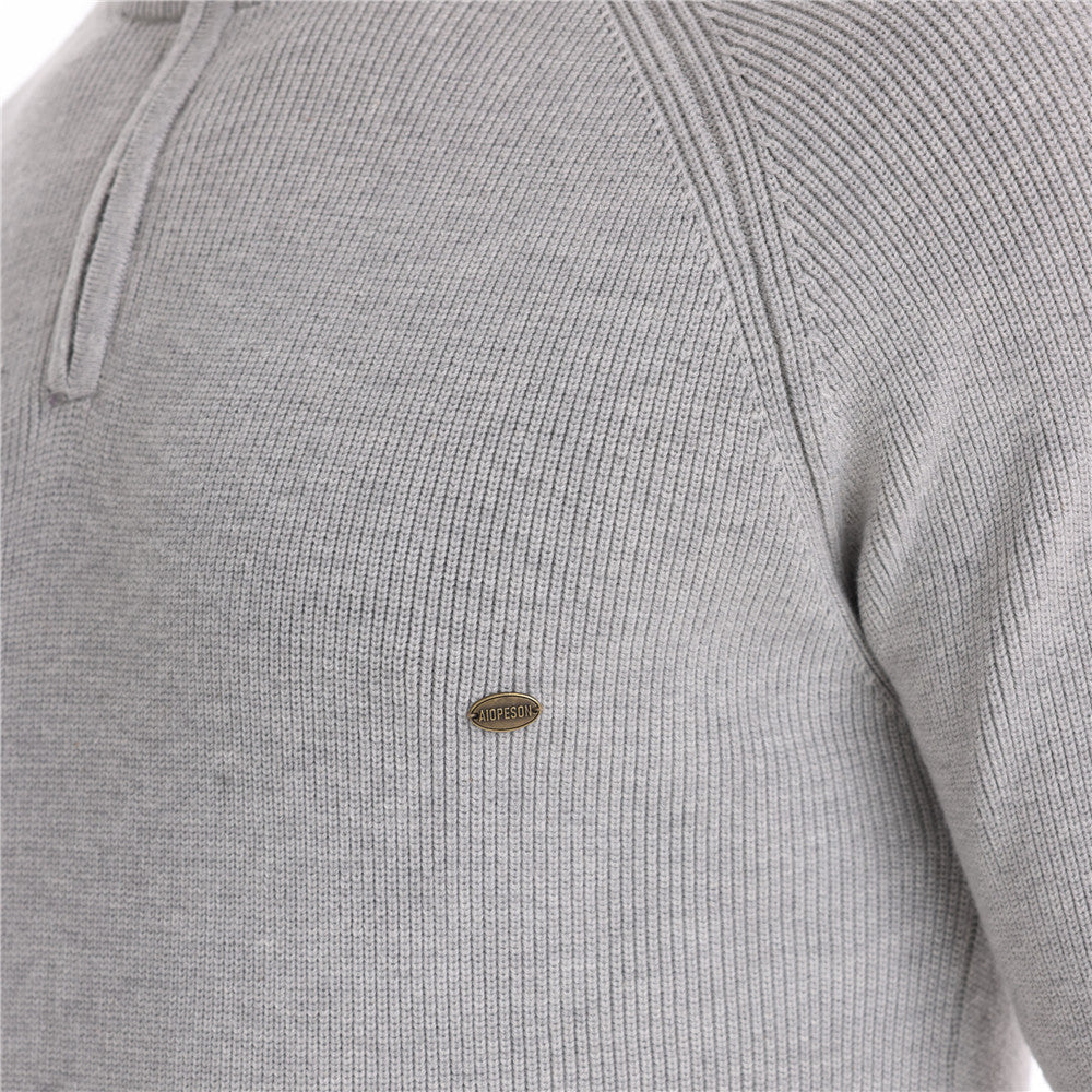 Herren Strickpullover mit halbem Reißverschluss und sportlichen Details Echoarchiv