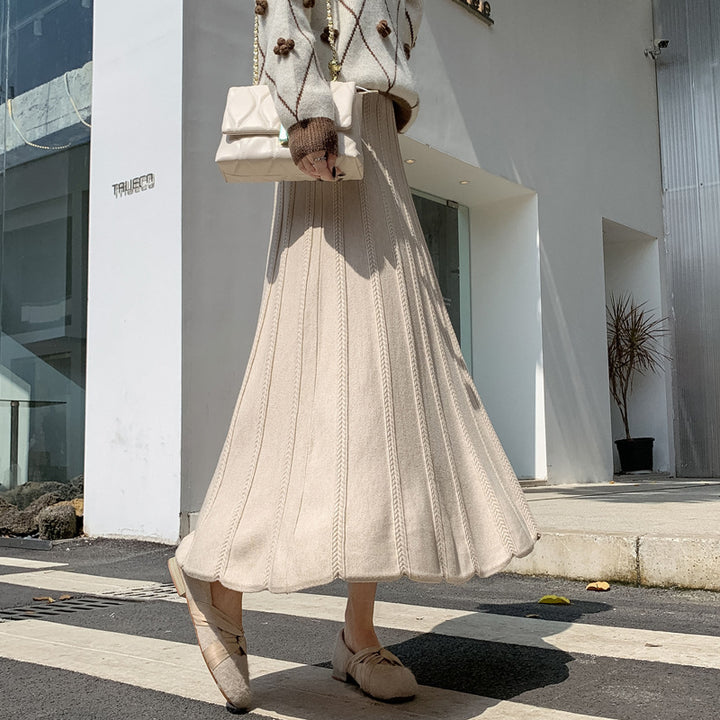 Damen Eleganter Plissee-Midirock aus Strick Echo Archiv