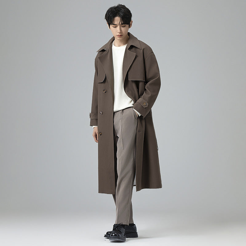 Herren Trenchcoat im minimalistischen Doppelreiher mit breitem Schalkragen und Taillengürtel Echoarchiv