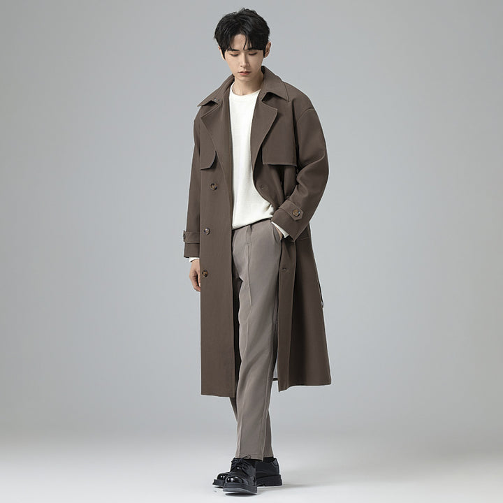 Herren Trenchcoat im minimalistischen Doppelreiher mit breitem Schalkragen und Taillengürtel Echoarchiv