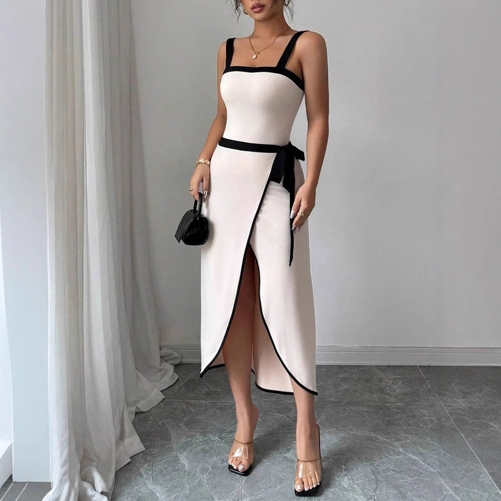 Damen Elegantes Wickelkleid mit tiefem Schlitz und Taillengürtel Echo Archiv