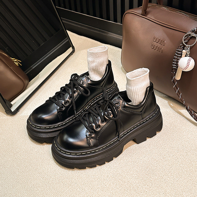Damen Chunky-Plateau‑Schnürer im Derby‑Look mit profilierter Lug‑Sohle Echo Archiv