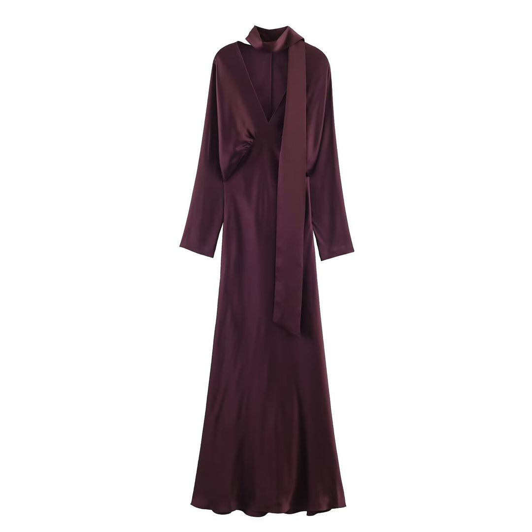 Damen 10+ langes Satin‑Maxikleid mit V‑Ausschnitt, taillierter Silhouette und Halstuch Echo Archiv