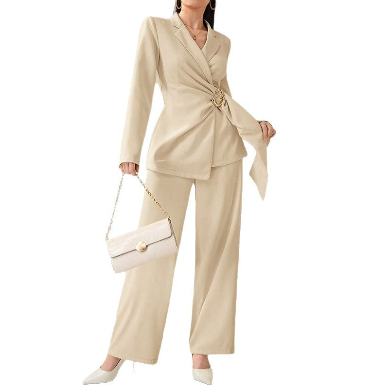 Damen Elegantes Blazer-Kostüm mit Taillengürtel Echo Archiv
