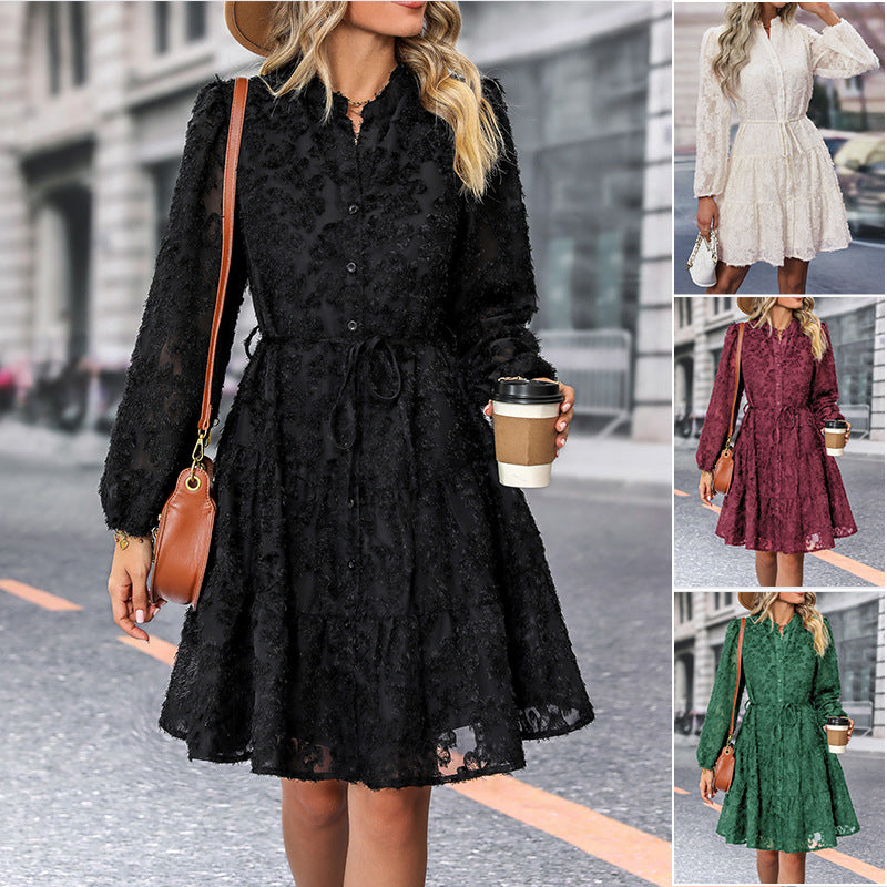 Damen Texturiertes Blusen‑Skaterkleid mit Volantstufen, durchgehender Knopfleiste und Taillenzug Echoarchiv