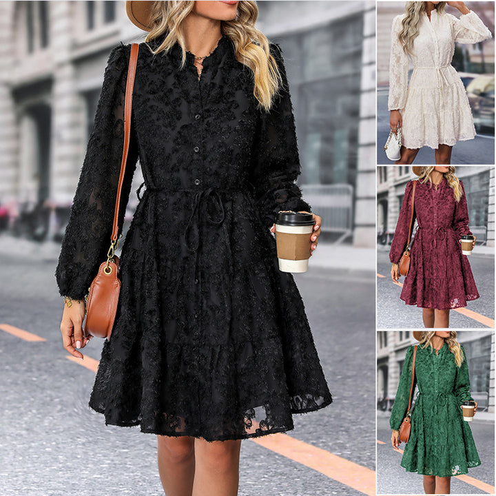 Damen Texturiertes Blusen‑Skaterkleid mit Volantstufen, durchgehender Knopfleiste und Taillenzug Echoarchiv