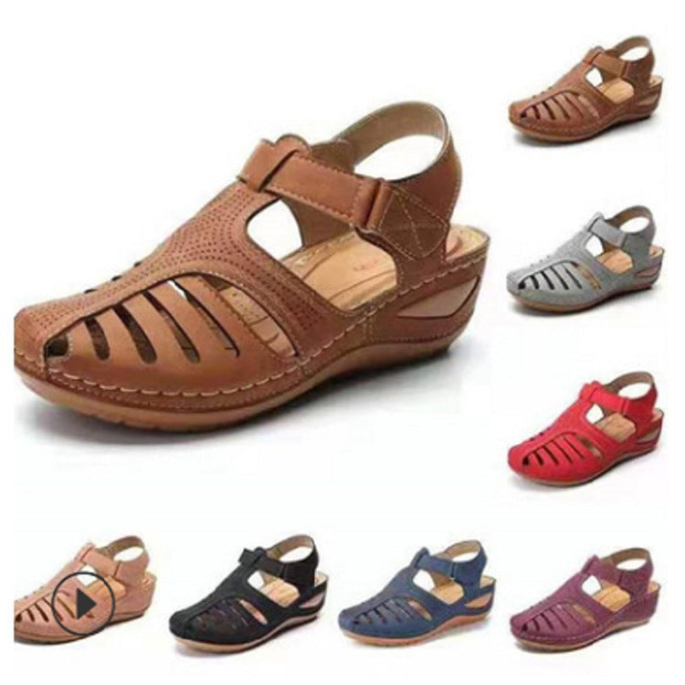 Damen Bequeme orthopädische Sandalette mit geschlossener Zehenpartie und verstellbarem Klettverschluss – Sorelia