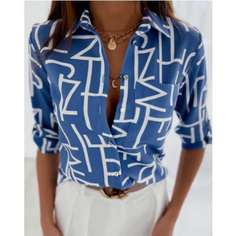 Damen Satin-Hemdbluse mit grafischem Allover-Print und tailliertem Schnitt Echo Archiv