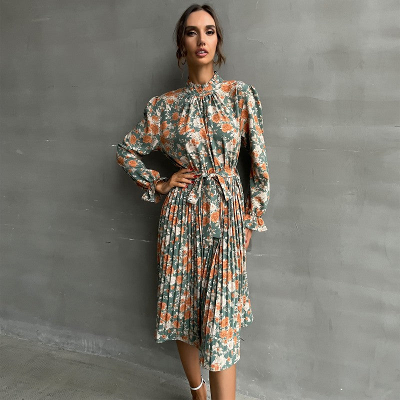 Damen Plissiertes Midikleid mit Rüschenkragen, Bindegürtel und floralem Allover-Print – Élara