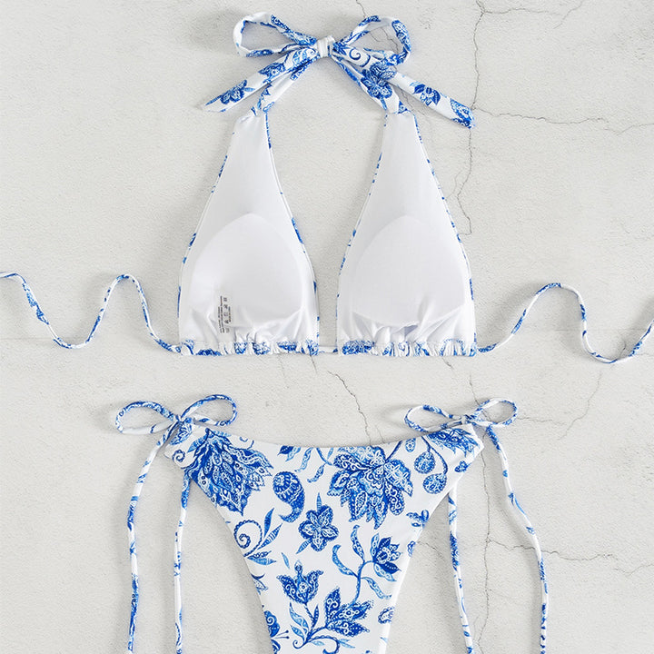 Damen Triangel-Bikini-Set mit verspieltem floralem Design und eleganten Bindebändern Echo Archiv