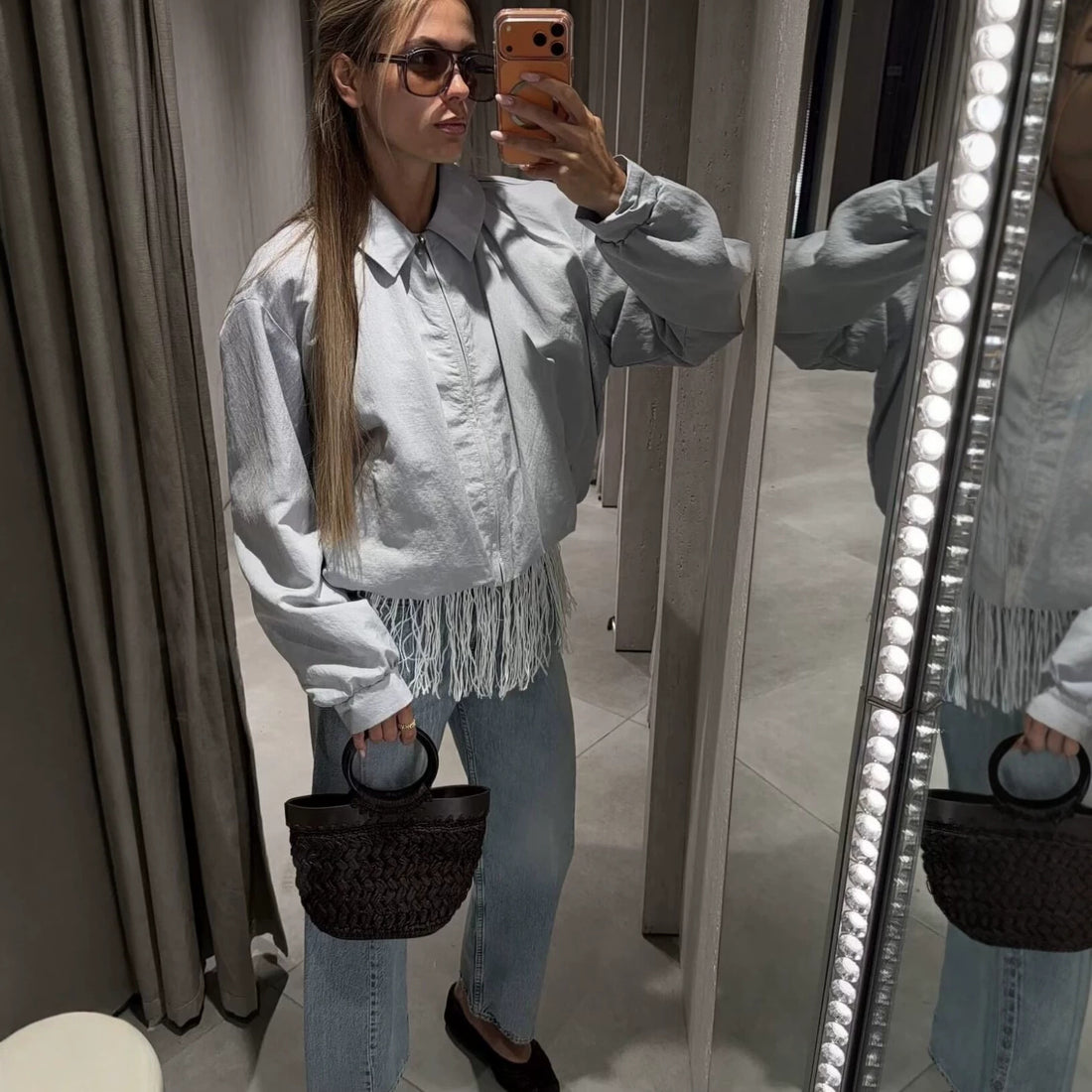 Damen Leichte Cropped‑Übergangsjacke mit Hemdkragen, Reißverschluss und elastischen Bündchen Echoarchiv