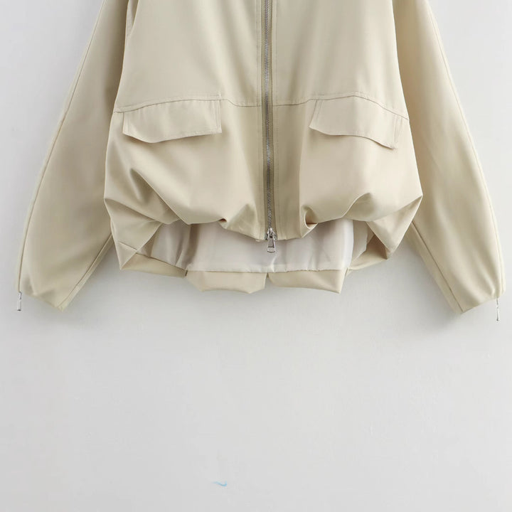 Damen Leichte Cropped Bomberjacke mit Rundhals, Zwei-Wege-Reißverschluss und Pattentaschen Echo Archiv
