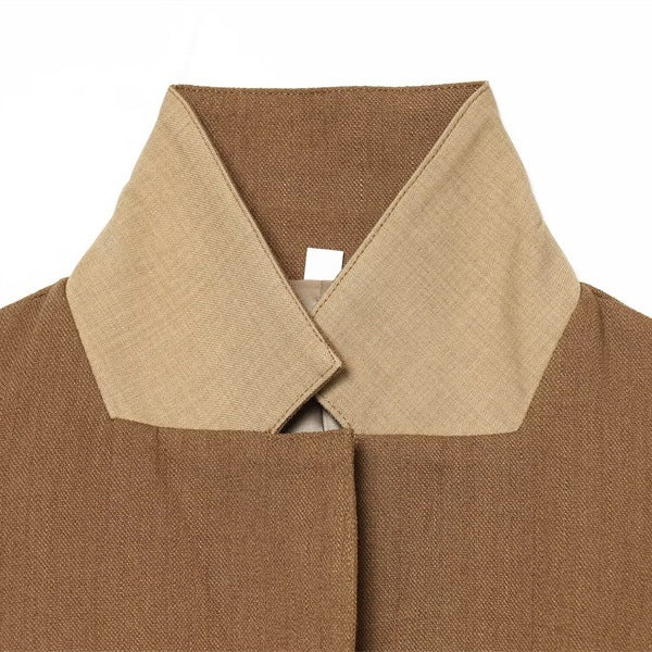 Damen Taillierte Woll-Reitjacke mit Stehkragen und Pattentaschen Echo Archiv